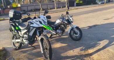Moto com placa clonada é apreendida após alerta da Muralha Digital moto apreendida pelo demutran