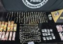 Traficante é preso após fugir de abordagem policial drogas apreendidas pela pm