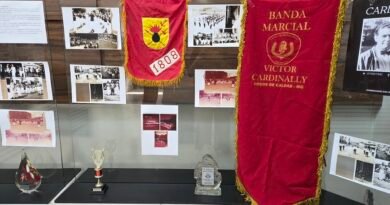 Exposição na Câmara presta homenagem a Victor Cardinalli e celebra tradição das bandas marciais Exposição de bandas e fanfarras na câmara municipal