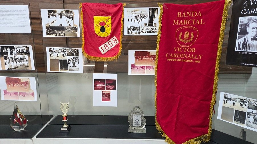 Exposição de bandas e fanfarras na câmara municipal