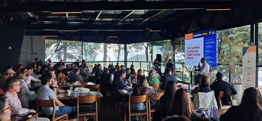 empresários e lideranças durante o Conexão Senac Turismo