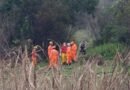 Corpo de homem é encontrado em córrego no Jardim Aeroporto bombeiros e policiais durante localização de corpo em córrego na zona sul