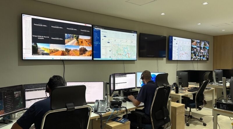 Concessionária alerta para previsão de chuvas fortes nas rodovias do Sul de Minas sala de monitoramento epr sul de minas