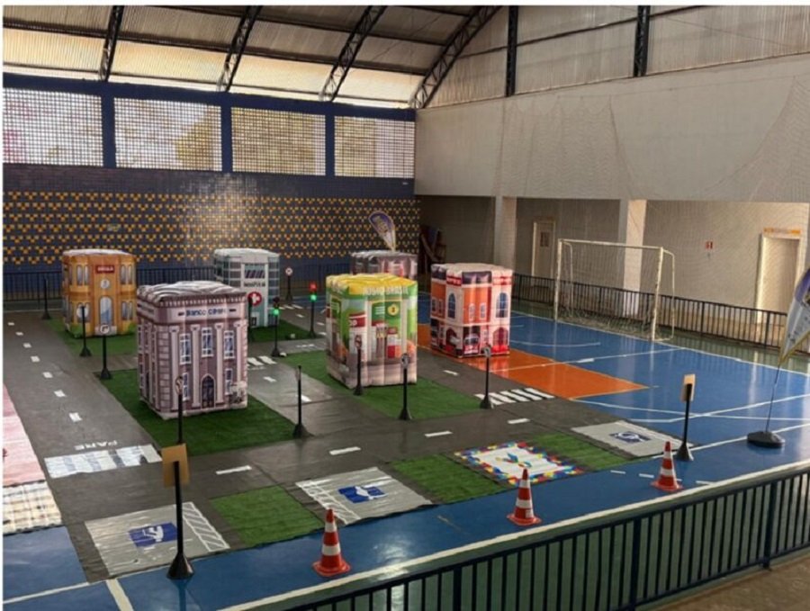 minipista de trânsito