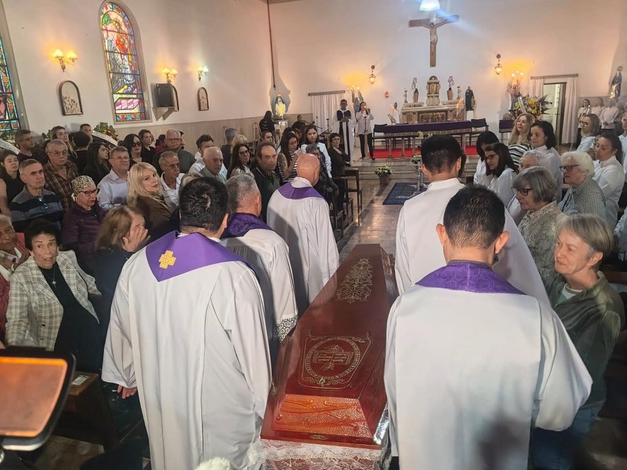 velório de Padre Guaraciba