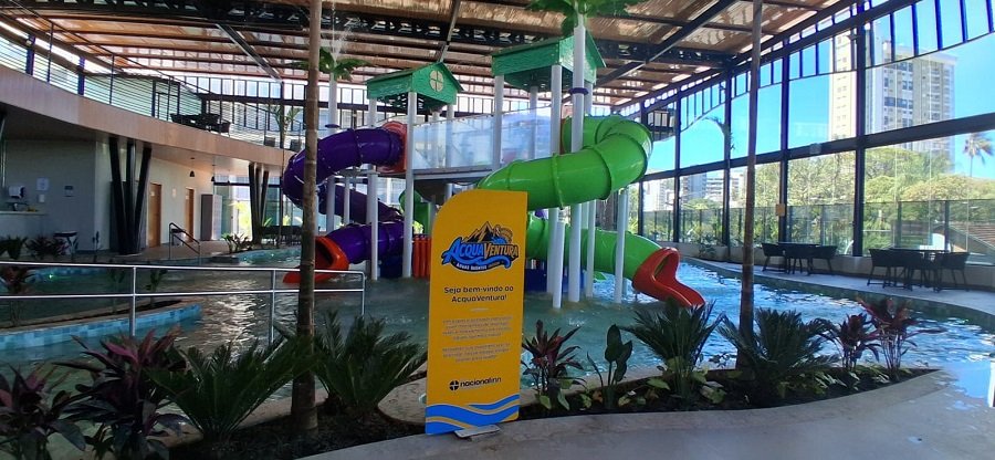 parque aquático com toboágua no hotel nacional in em Poços de Caldas