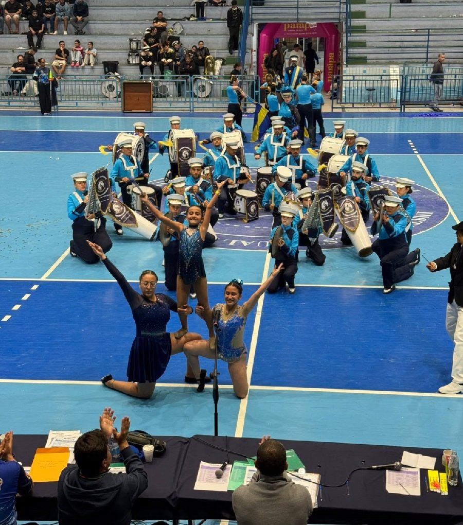 integrantes da banda do colégio municipal durante a Copa América de Bandas e Fanfarras